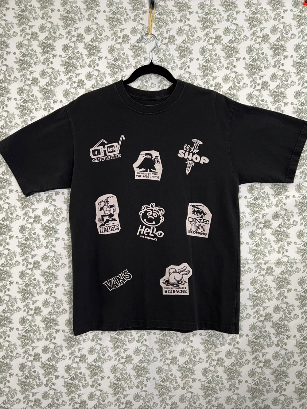 Vans Loose Fit Graphic Tee Black Small - Los Angeles Streetwear Style